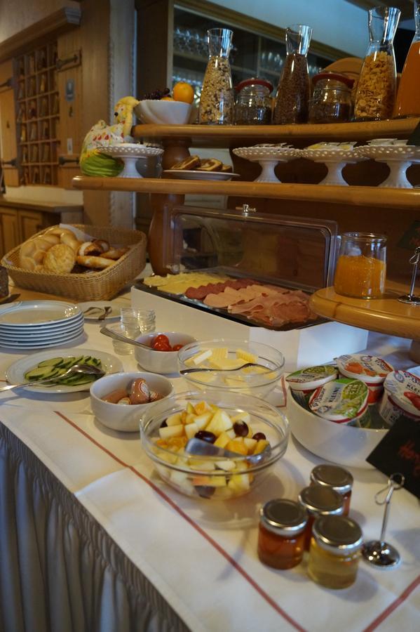 Hotel Reischenau Ustersbach Екстериор снимка